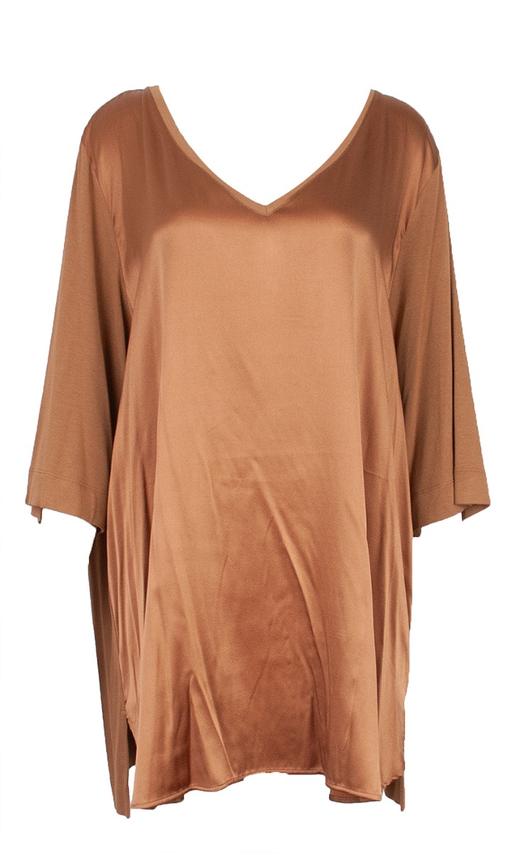 Violeta V-neck T-shirt